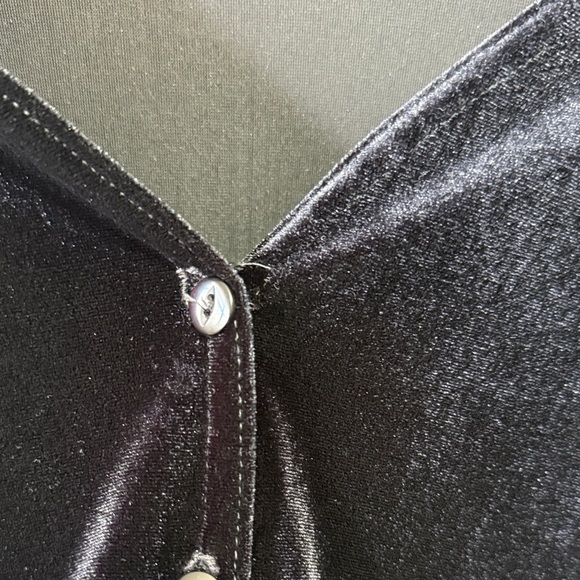Vintage Black Velvet Button-Down Shirt Cardigan 90s Whimsigoth Size Small - Picture 5 of 8